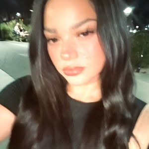 Meet your Posher, Isabella